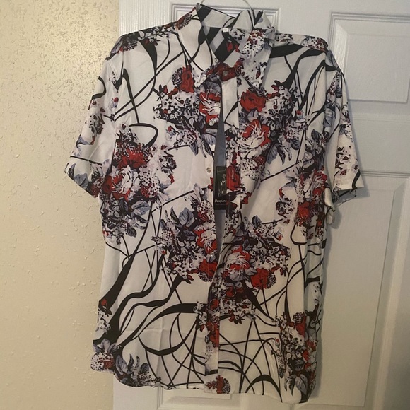 Bottom up short sleeve shirt - Picture 2 of 2
